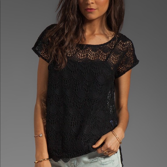 Ella Moss Tops - 📦 3/$15 Ella Moss “Jasmine” Scallop Lace Tee